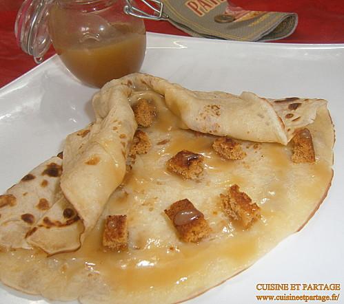 crepes-au-caramel-beurre-sale-et-pain-d-epices.jpg