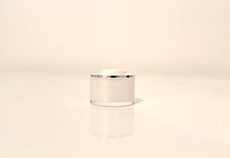 Une lotion + une pastille = un masque sur-mesure !