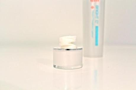 Une lotion + une pastille = un masque sur-mesure !