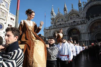 Les Maries du Carnaval 2013
