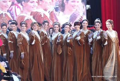 Les Maries du Carnaval 2013