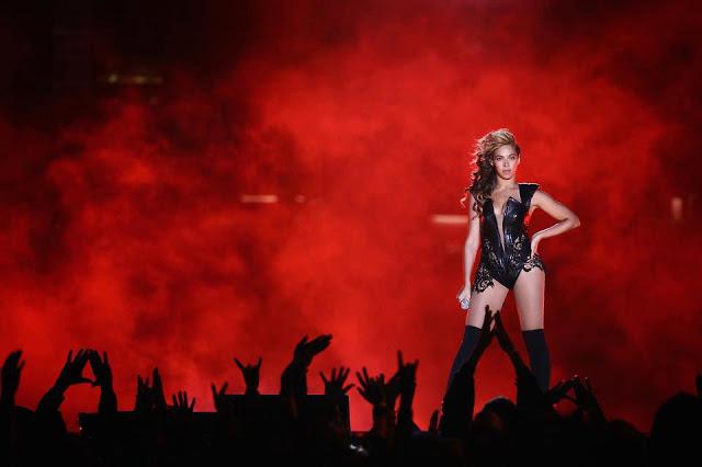 Beyoncé au Superbowl : la vidéo de son show !