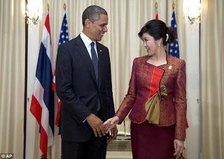 Yingluck et Obama: flirt à Bangkok?