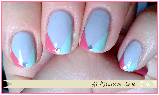 [Ongles] Gris, rose vert = 2 triangles + 1 paillette