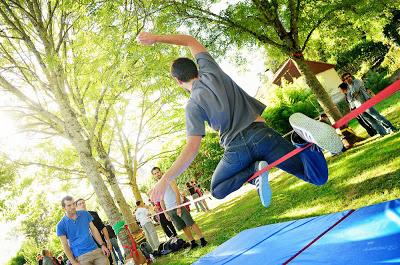 Slackline between the TREES