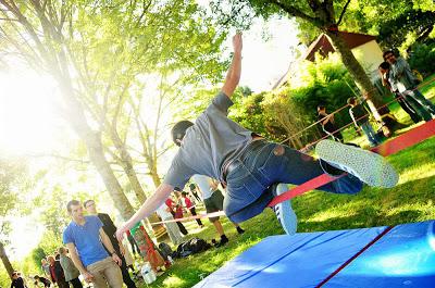 Slackline between the TREES