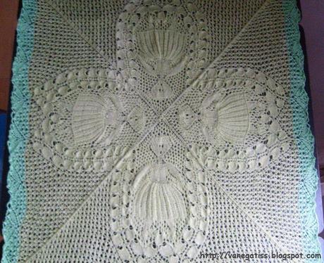 KAL Tricot d'art 22: belles femmes sur ma table! KAL Tricot d'art 22: belles femmes sur ma table!