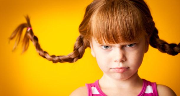 Faut-il accompagner la colère de l’enfant ou le faire taire?