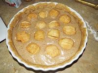 Tarte aux amandes grillées et  aux pommes