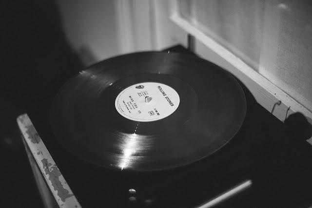 L'AMOUR ETC... by Jean-Laurent Gaudy