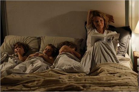 Tu honoreras ta mère et ta mère - 6