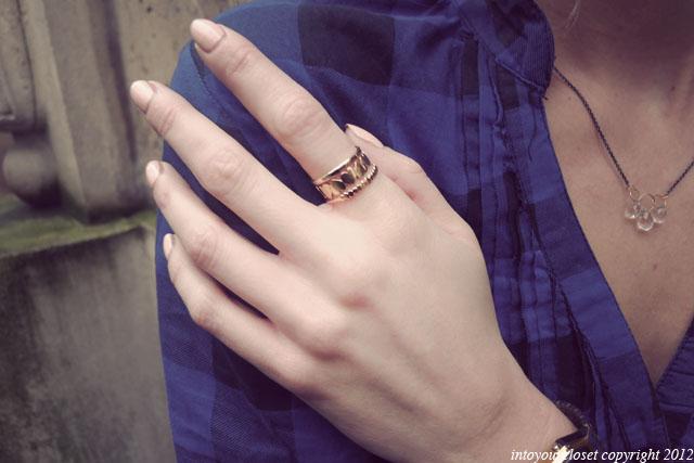 CASUAL BEFORE CHRISTMAS