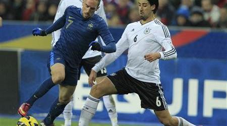 Audiences TV: TF1 en tête avec le foot, M6 battue par NT1