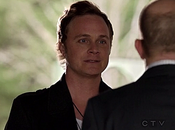 Critiques Séries Arrow. Saison Episode Betrayal.