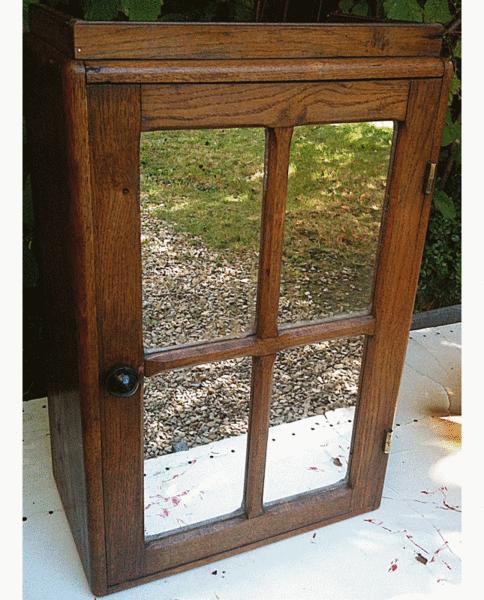 ARMOIRETTE_PETITS_CARREAUX___anigif