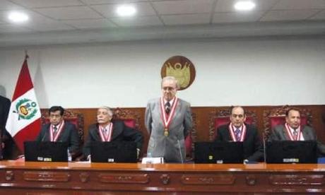 Une année de stabilisation politique difficile au Pérou sur fond de polarisation opposant les néo senderistes et les fujimoristes aux valeurs démocratiques (III)