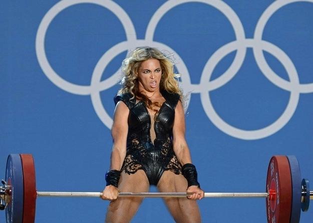 Beyoncé au Superbowl : des photos détournées