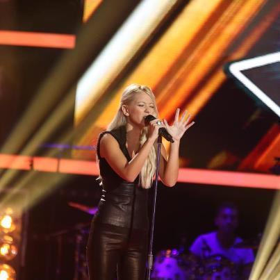 The Voice 2 : Stéfania - Regardez sa prestation (vidéo)