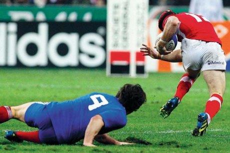 En Rugby et à Saint-Denis la France tombe de haut face aux Gallois !