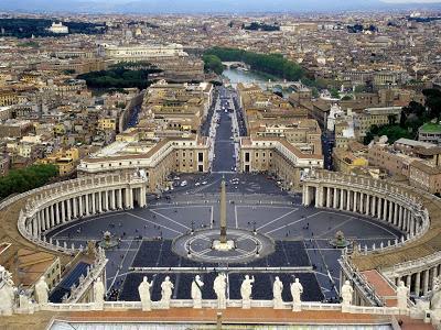 Le Pape Benoit XVI quittera le Vatican...