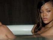 Rihanna deshabille completement dans dernier clip stay