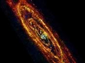 Deux nouvelles images notre plus proche voisine galactique 1000 milliards d’étoiles.