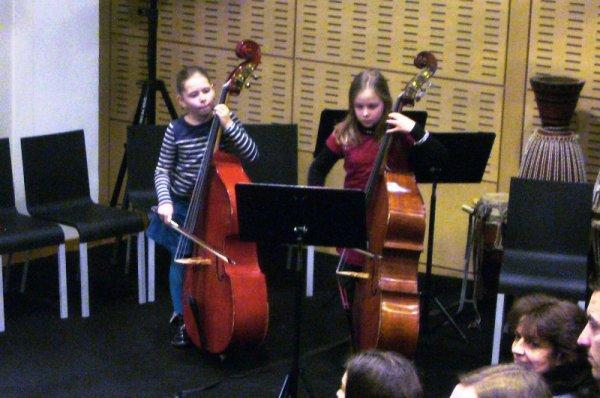 Le dimanche matin en musique à la médiathèque l'Odyssée de Lomme : les jeunes élèves de l'école de musique de Lomme montent sur scène (3)