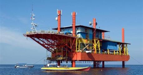 blog_nuits_insolites_plateforme_petroliere-pic1 blog_nuits_insolites_plateforme_petroliere-pic1