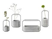 Vases Weight Decha Archjananun