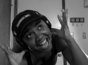 Découvrez Smiles, encore très morceau Tiff Gift issu Better Give