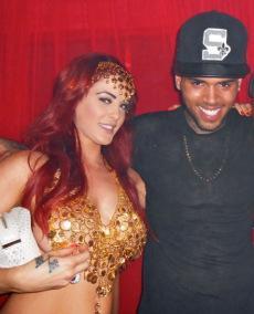 PATRICE EVRA ET LES JUMELLES PLAYBOY PATRICE EVRA ET LES JUMELLES PLAYBOY « CARLA ET MELISSA HOWE »