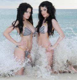 PATRICE EVRA ET LES JUMELLES PLAYBOY PATRICE EVRA ET LES JUMELLES PLAYBOY « CARLA ET MELISSA HOWE »