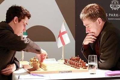 Echecs : Fabiano Caruana (2757) 0-1 Michael Adams (2725) au Grenke Chess Classic Baden-Baden 2013 
