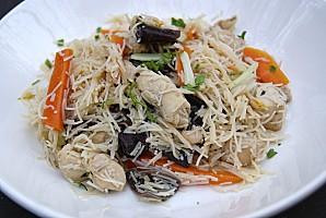 poulet_bo bun_asiatique_vietnam_vermicelle riz_salade asiatique_asie.jpg