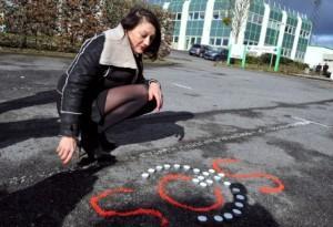 La recherche d’emploi ou buter contre les murs Hommage au chercheur d'emploi qui s'est immolé