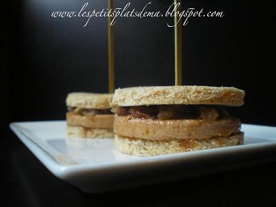 Club-sandwich au pain d'épices, foie gras et compotée d’oignons