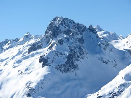 Hors-piste et randonnées en montagne: que faire en cas d’avalanche?