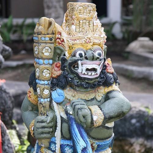 Barong statue in #Sanur #bali #trip #wegosolo #travel #instanesia #instabali #nusantara #instanusantara #indonesia #culturedonesia #hindu