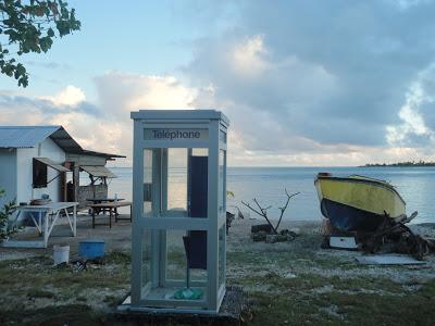 Tuamotu, paradis turquoise et requins...