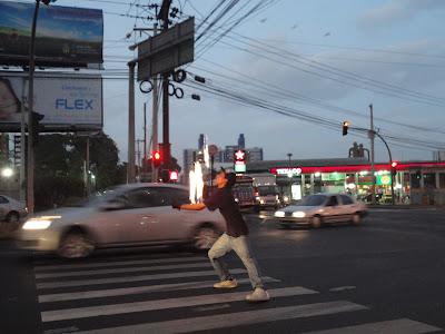 Panama-ciudad con amigos viajeros y malabaristas