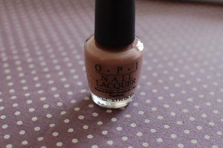 Mon premier OPI : Over the taupe