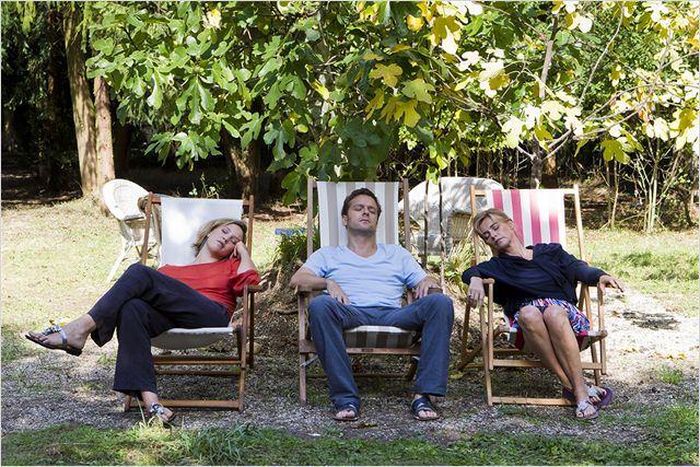 20426289_jpg-r_640_600-b_1_D6D6D6-f_jpg-q_x-xxyxx