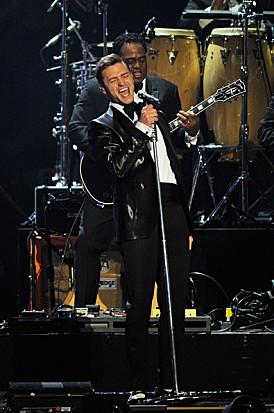 Justin-Timberlake-Brit-Awards-2013-Show-0t80Sw9ErjSl.jpg