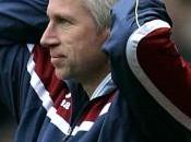 Newcastle Pardew confiant pour saison