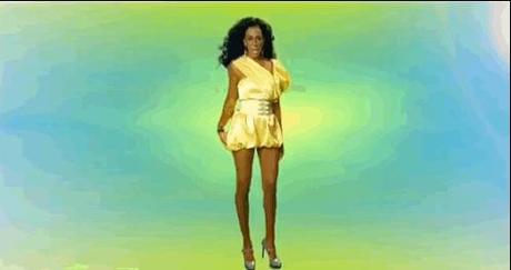 GIF Solange Knowles army - yellow dress