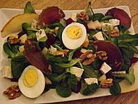 Salade de mache au bleu et aux noix au vinaigre balsamique de violette Quai Sud