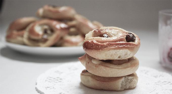 Smoothie vegan et petits pains aux litchis