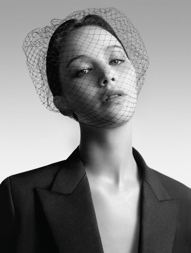 Miss-Dior-Handbag-jennifer-lawrence-nouvelle-egerie-2013.jpg