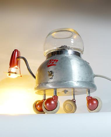 4i Explorer - Lampe-robot