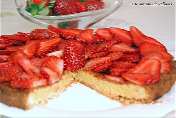 tarte aux aux amandes et fraises